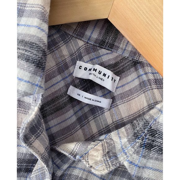 ARITZIA COMMUNITY WITH LINEN OVERSIZED GREY PLAID - Picture 2 of 4